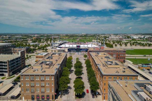 Lucia Apartments Frisco and its location in Frisco, Texas.